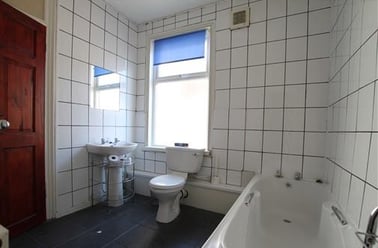 Stannington Avenue, Heaton, Newcastle - Image 3